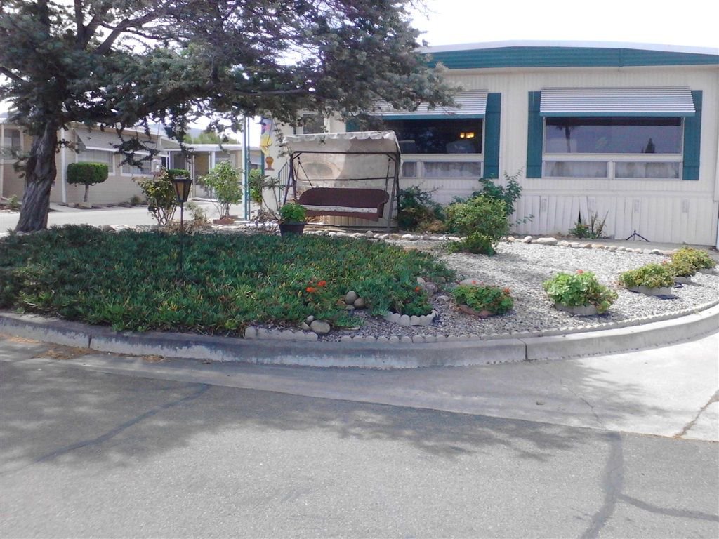 Main Photo: SANTEE Manufactured Home for sale : 2 bedrooms :
