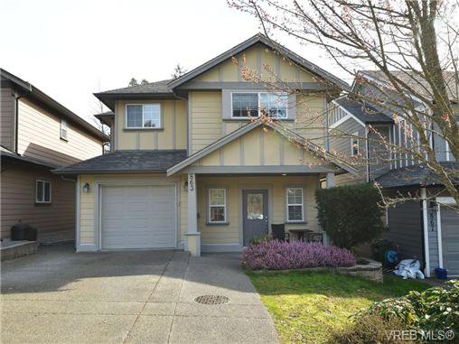 Main Photo: 863 McCallum Rd in VICTORIA: La Florence Lake House for sale (Langford) : MLS®# 694367