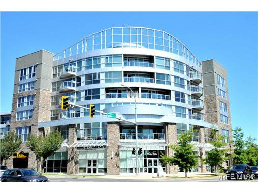 Main Photo: 305 2745 Veterans Memorial Parkway in VICTORIA: La Mill Hill Condo Apartment for sale (Langford) : MLS®# 367282