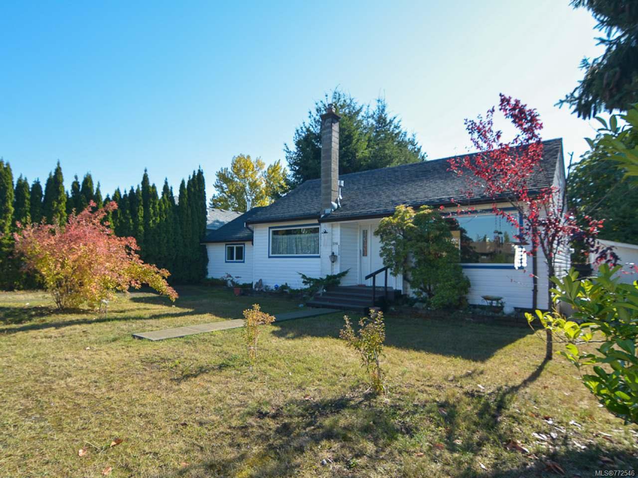 Main Photo: 2775 ULVERSTON Avenue in CUMBERLAND: CV Cumberland House for sale (Comox Valley) : MLS®# 772546