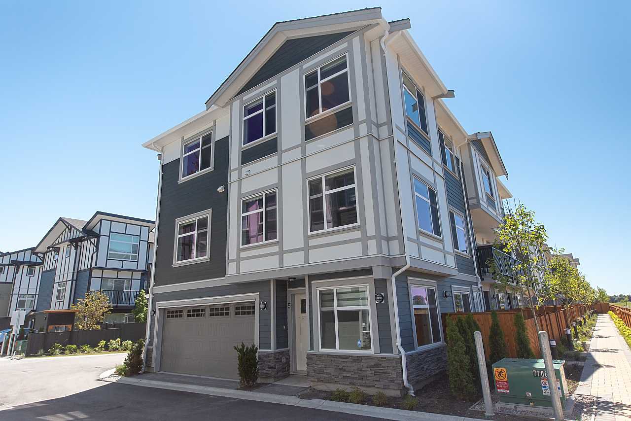 Main Photo: 8 9560 ALEXANDRA ROAD in Richmond: West Cambie Townhouse for sale : MLS®# R2378763