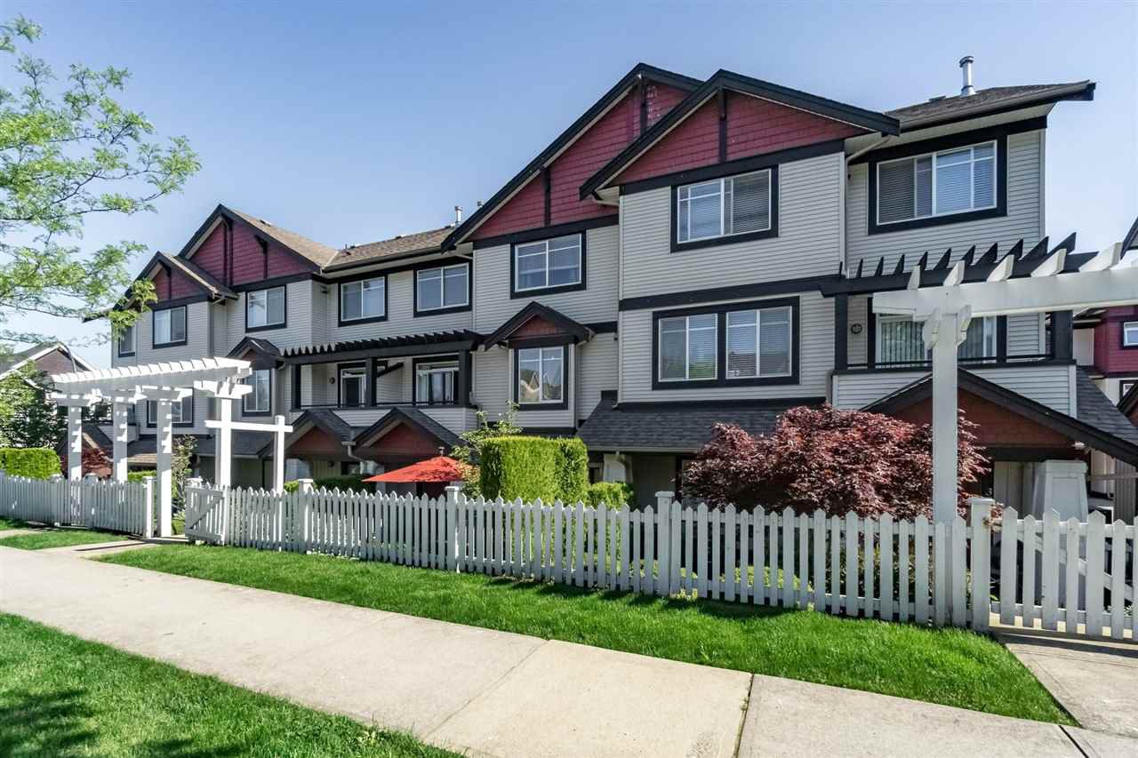 Main Photo: 35 7168 179TH STREET in Surrey: Cloverdale BC Townhouse for sale (Cloverdale) : MLS®# R2168940
