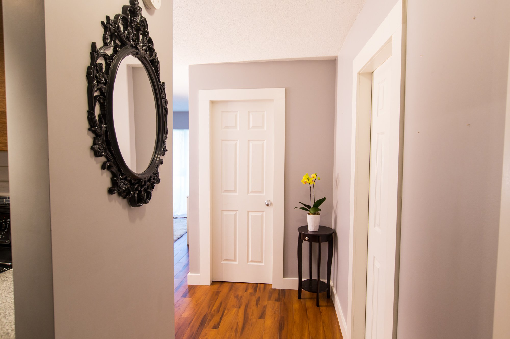 Main Photo: 213 1717 W 13th Ave in Princeton Manor: Home for sale : MLS®# V996380