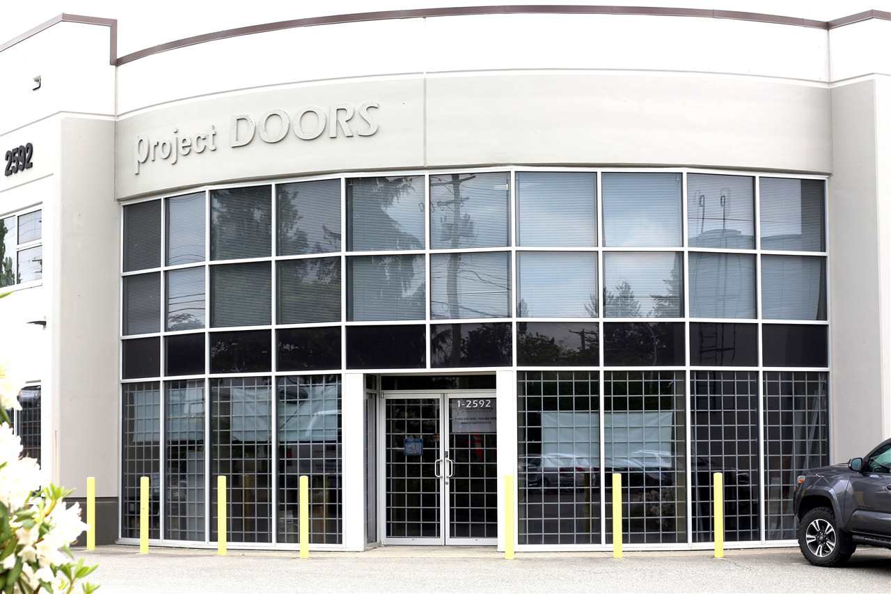 Main Photo: 1 2592 MT LEHMAN Road in Abbotsford: Poplar Industrial for sale : MLS®# C8025976