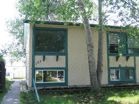 Main Photo: 183 Summerfield Way: Residential for sale (North Kildonan) : MLS®# 2610579