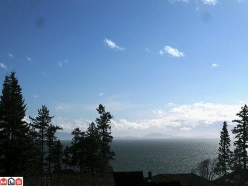 Main Photo: 13518 MARINE Drive in South Surrey White Rock: Home for sale : MLS®# F1206958