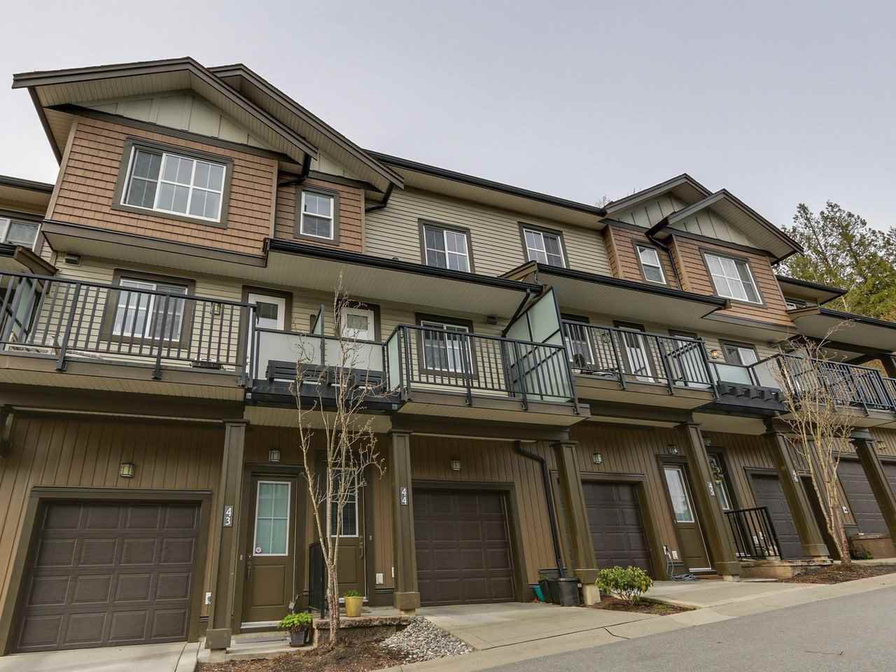 Main Photo: 43 11176 GILKER HILL ROAD in Maple Ridge: Cottonwood MR Townhouse for sale : MLS®# R2255593