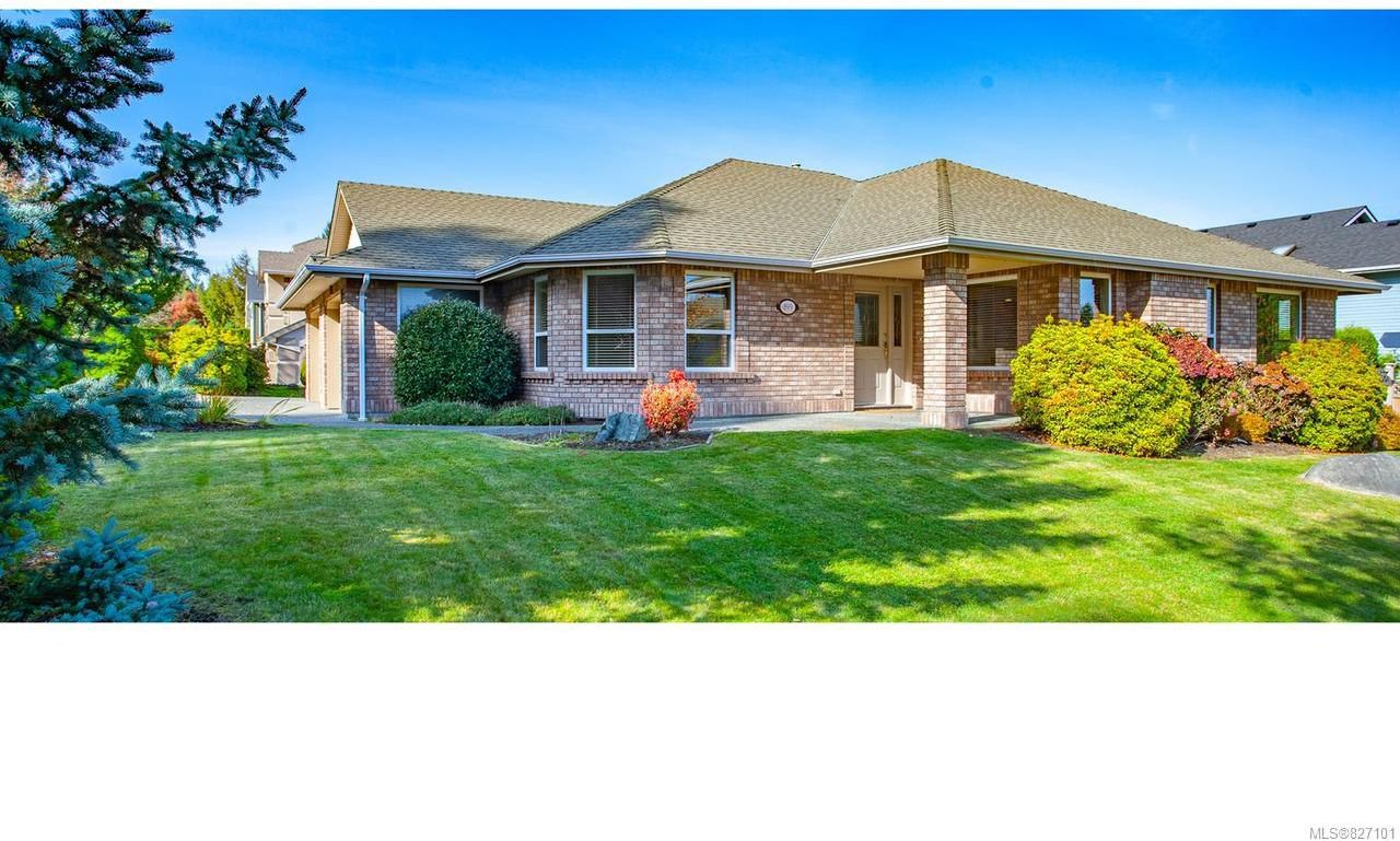 Main Photo: 899 Primrose St in QUALICUM BEACH: PQ Qualicum Beach House for sale (Parksville/Qualicum) : MLS®# 827101