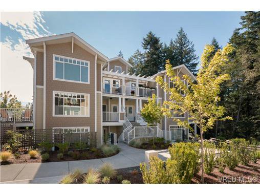 Main Photo: 302 594 Bezanton Way in VICTORIA: Co Olympic View Condo for sale (Colwood) : MLS®# 711417
