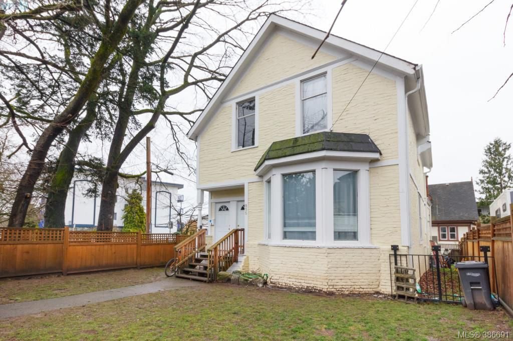 Main Photo: 855 Craigflower Road in VICTORIA: Es Old Esquimalt Single Family Detached for sale (Esquimalt) : MLS®# 386691