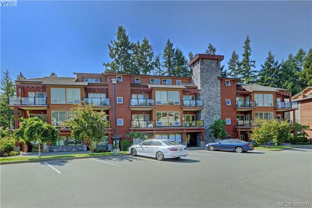 Main Photo: 206 627 Brookside Rd in VICTORIA: Co Latoria Condo for sale (Colwood) : MLS®# 781371