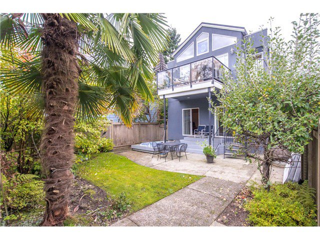 Main Photo: 4182 W 11TH AV in Vancouver: Point Grey House for sale (Vancouver West) : MLS®# V1091010