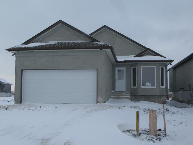 Main Photo: 16 Bridgewood Drive in WINNIPEG: North Kildonan Single Family Detached for sale (North East Winnipeg) : MLS®# 1223456