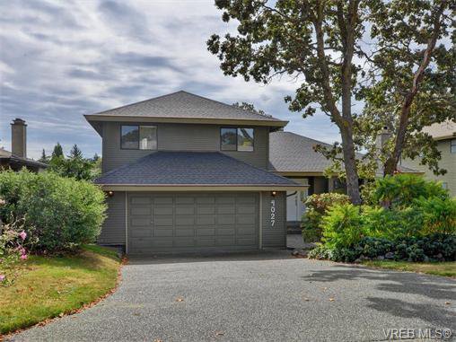 Main Photo: 4027 Hopesmore Dr in VICTORIA: SE Mt Doug House for sale (Saanich East) : MLS®# 742571