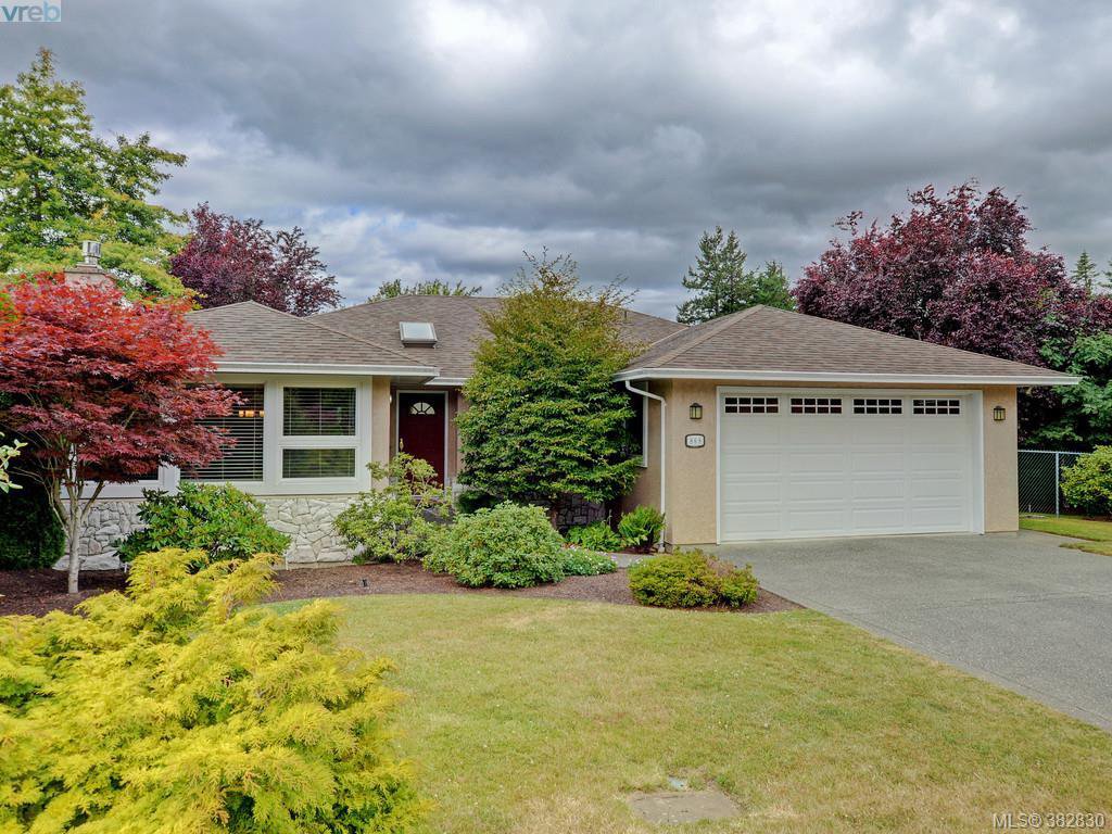 Main Photo: 868 Gardner Pl in VICTORIA: SE Cordova Bay House for sale (Saanich East) : MLS®# 769313