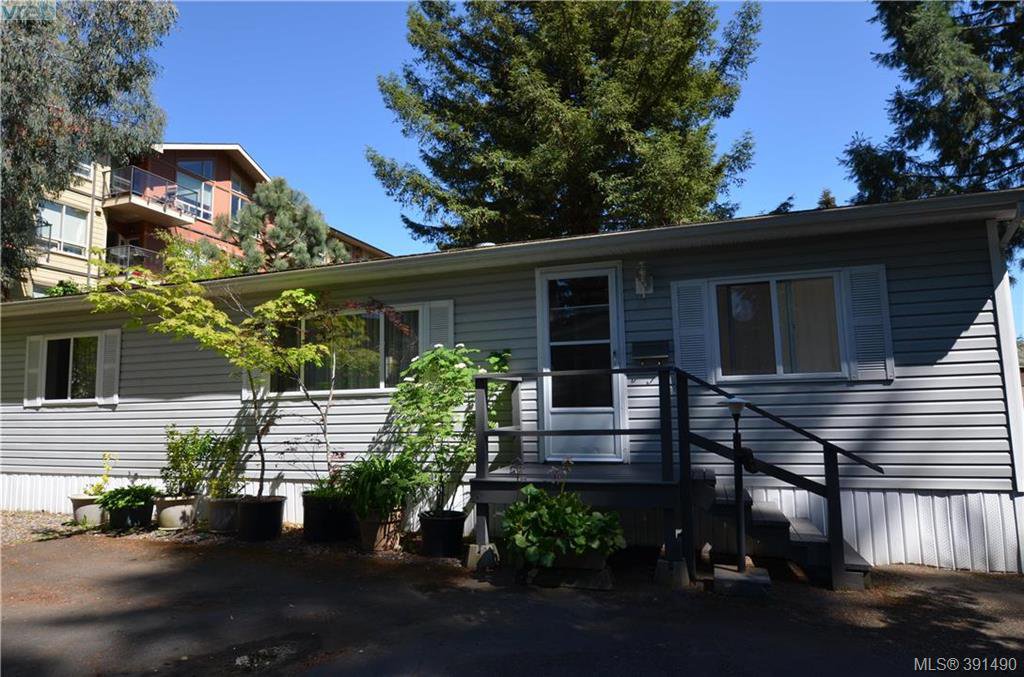 Main Photo: 16 848 Hockley Avenue in VICTORIA: La Langford Proper Manu Double-Wide for sale (Langford) : MLS®# 391490