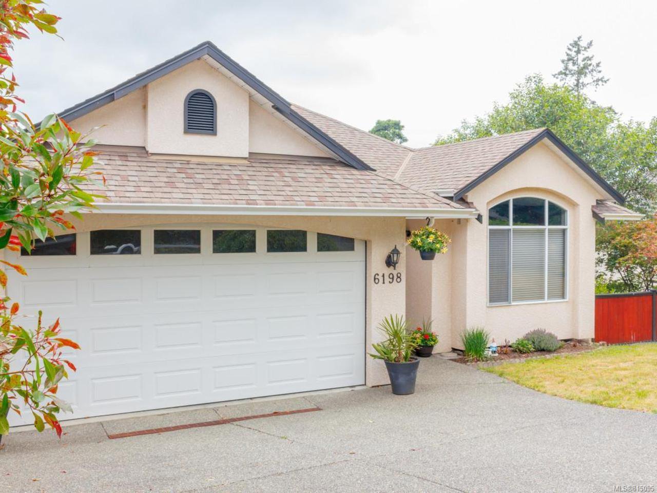 Main Photo: 6198 Thomson Terr in DUNCAN: Du East Duncan House for sale (Duncan) : MLS®# 815095
