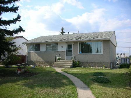 Main Photo: 16416 - 99A AVENUE: House for sale (Glenwood)