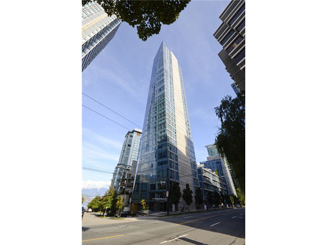 Main Photo: 2201 1499 PENDER Street W in Vancouver West: Coal Harbour Home for sale () : MLS®# V1088176