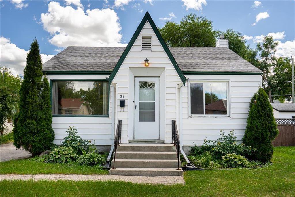 Main Photo: 92 Imperial Avenue in Winnipeg: Residential for sale (2D) : MLS®# 202016762