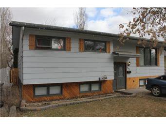 Main Photo: 445 Miles Street: Asquith Single Family Dwelling for sale (Saskatoon NW) : MLS®# 396553