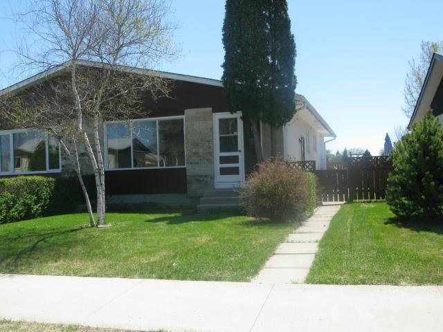 Main Photo: 210 Tu-pelo Avenue in WINNIPEG: East Kildonan Single Family Attached for sale (North East Winnipeg) : MLS®# 1310231