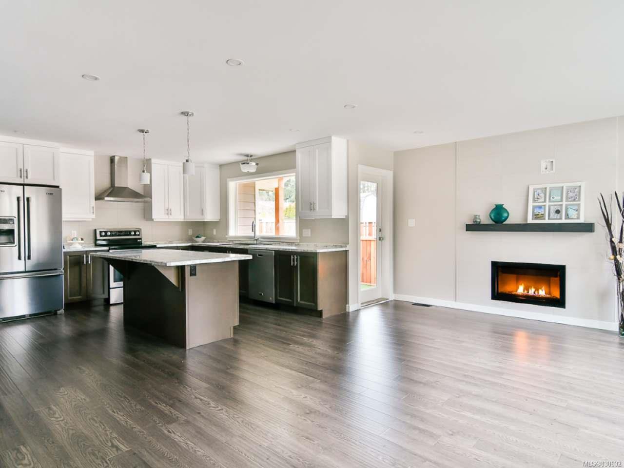 Main Photo: 449 Parkway Rd in CAMPBELL RIVER: CR Willow Point House for sale (Campbell River) : MLS®# 838632
