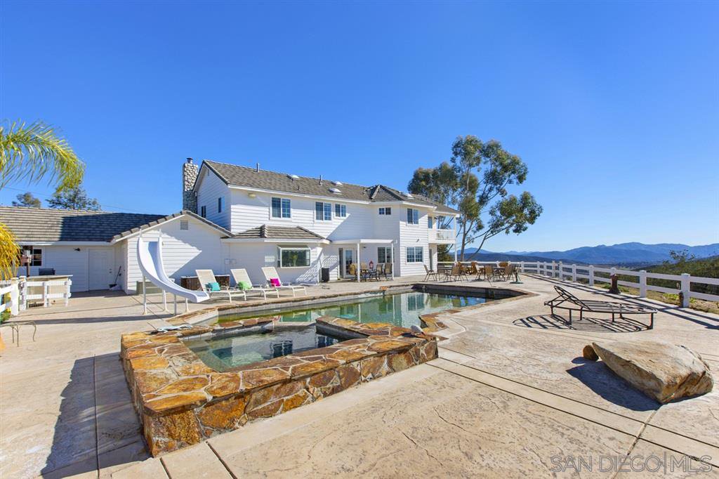 Main Photo: RAMONA House for sale : 5 bedrooms : 19701 RAMONA TRAILS DRIVE