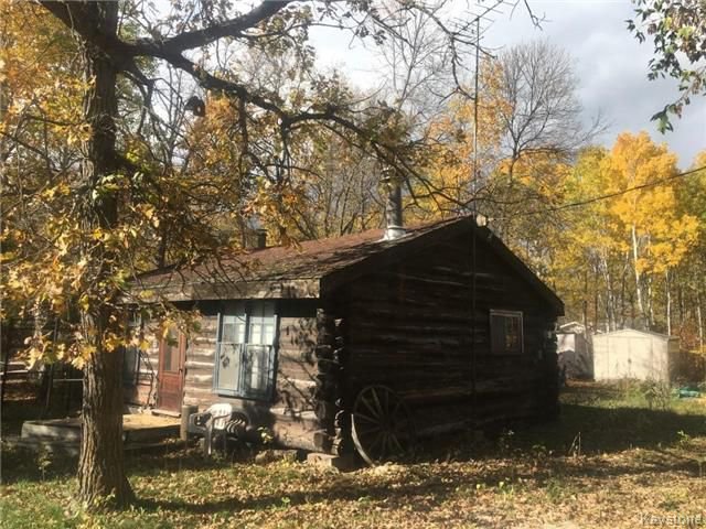 Main Photo: 14 Narrows Avenue: Lake Manitoba Narrows Residential for sale (R19) : MLS®# 1804552