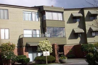 Main Photo: 204 2298 Mcbain Avenue in Quilchena: Home for sale