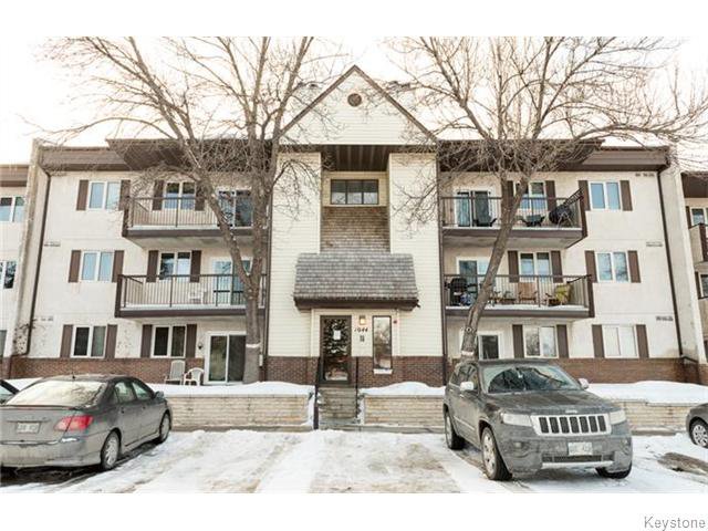 Main Photo: 1044 Bairdmore Boulevard in Winnipeg: Fort Garry / Whyte Ridge / St Norbert Condominium for sale (South Winnipeg) : MLS®# 1603918