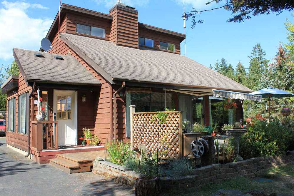 Main Photo: 68 Pilkey Point Road in Thetis Island: Beach Home for sale : MLS®# 303168
