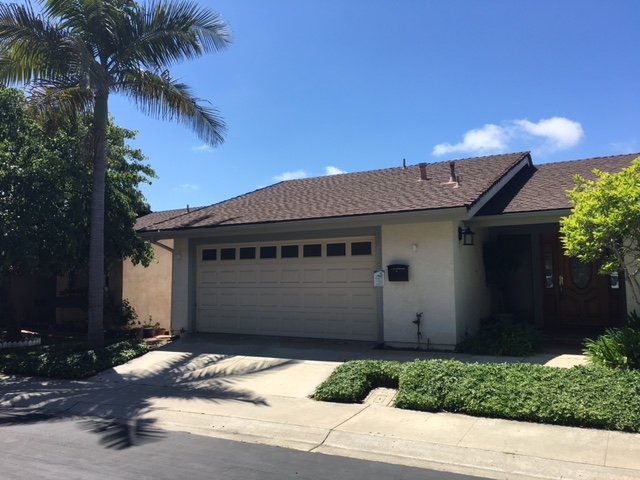 Main Photo: CLAIREMONT Townhome for sale : 2 bedrooms : 4468 Caminito Pedernal in San Diego