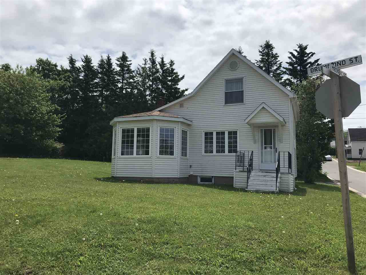 Main Photo: 18 Mechanic Street in Springhill: 102S-South Of Hwy 104, Parrsboro and area Residential for sale (Northern Region) : MLS®# 202010499