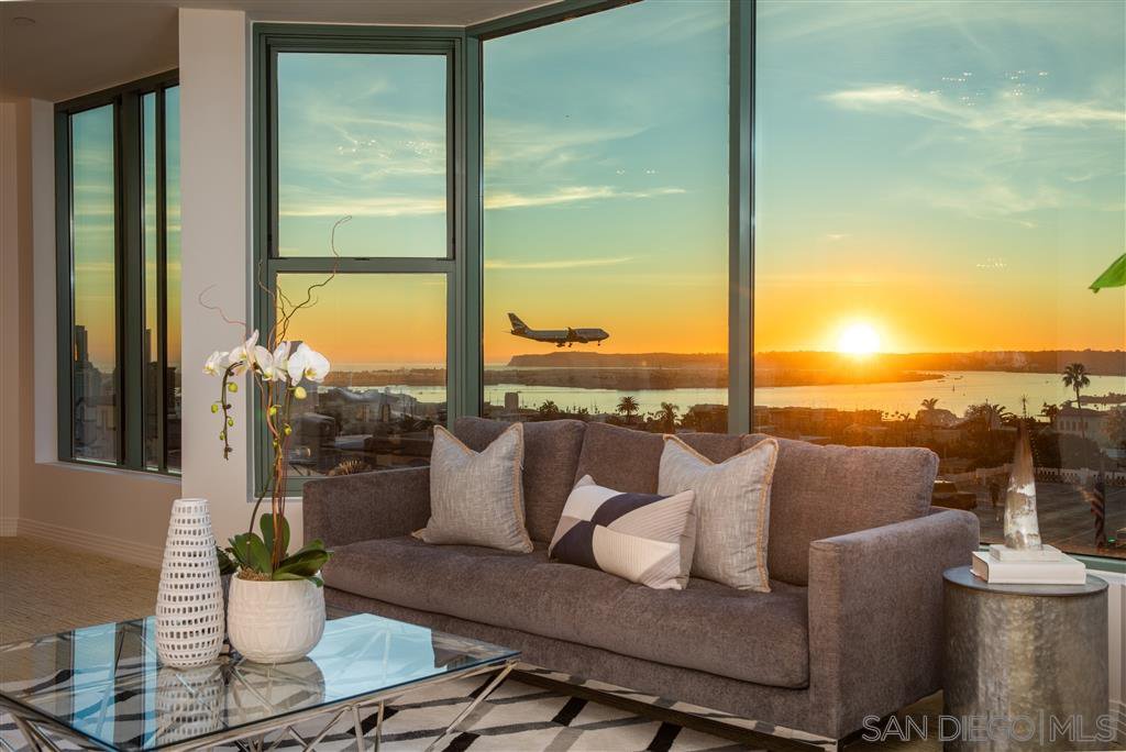 Main Photo: SAN DIEGO Condo for sale : 2 bedrooms : 2500 6Th Ave #708