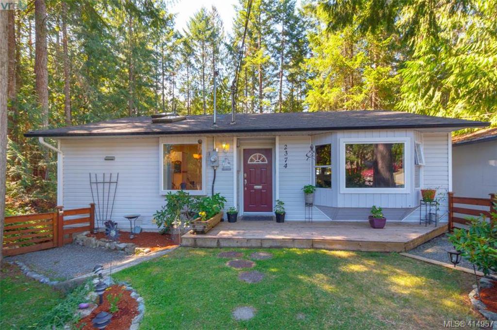 Main Photo: 2374 Larsen Rd in SHAWNIGAN LAKE: ML Shawnigan House for sale (Malahat & Area) : MLS®# 823125