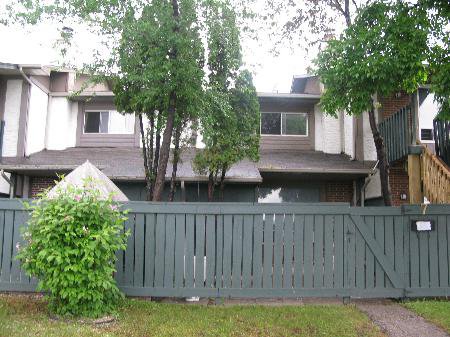 Main Photo: #7-231 Kinver AV in WINNIPEG: Condominium for sale (Tyndall Park) : MLS®# 2912134