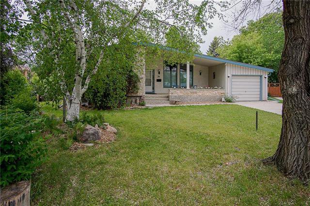 Main Photo: 10 Livingston Place in Winnipeg: Fort Richmond Residential for sale (1K) : MLS®# 1916349