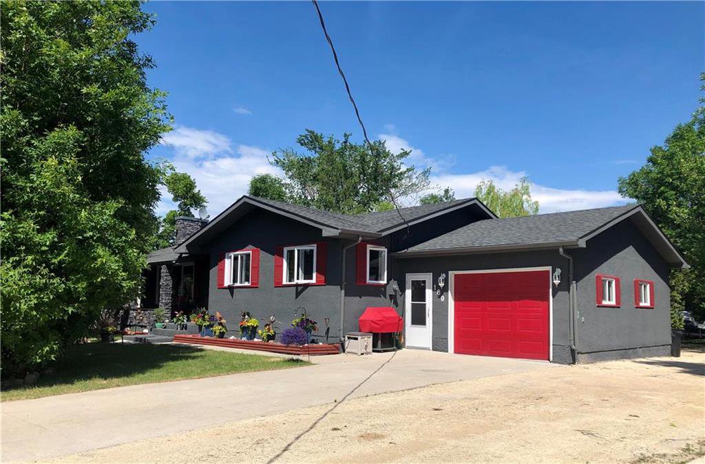 Main Photo: 180 Lagasse Drive in St Adolphe: R07 Residential for sale : MLS®# 1916964