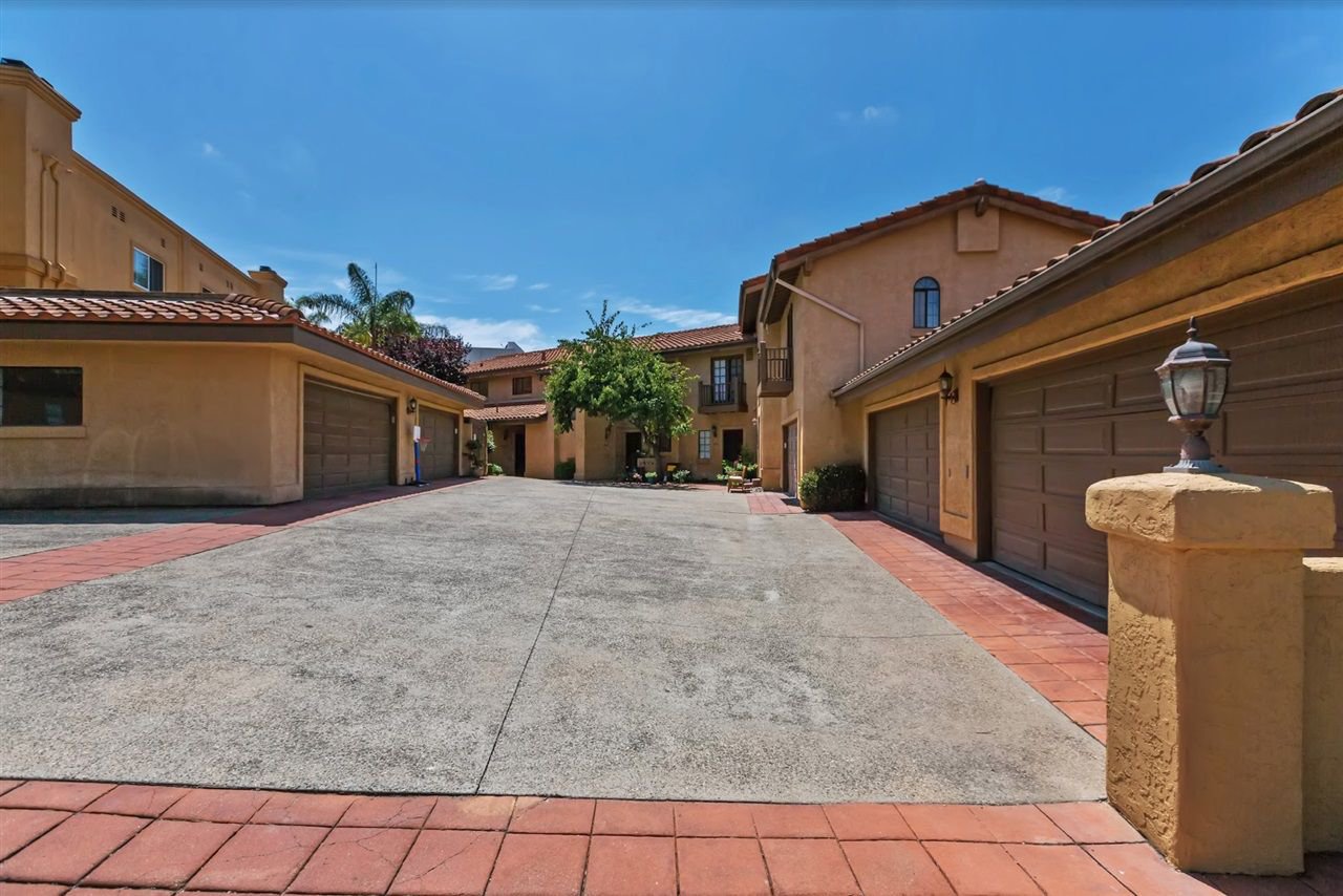 Main Photo: LA COSTA Condo for sale : 2 bedrooms : 7557 Romeria St in Carlsbad