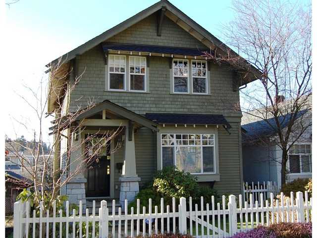 Main Photo: 4555 JAMES Street in Vancouver: Main House for sale (Vancouver East) : MLS®# V933786