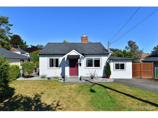 Main Photo: 539 Joffre St in VICTORIA: Es Saxe Point House for sale (Esquimalt) : MLS®# 737791