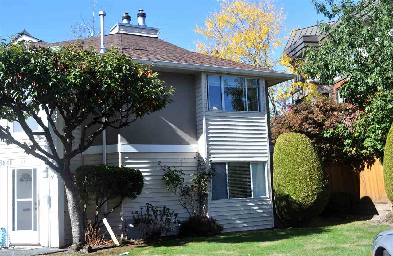 Main Photo: 54 14840 100 AVENUE in Surrey: Guildford Townhouse for sale (North Surrey) : MLS®# R2212605