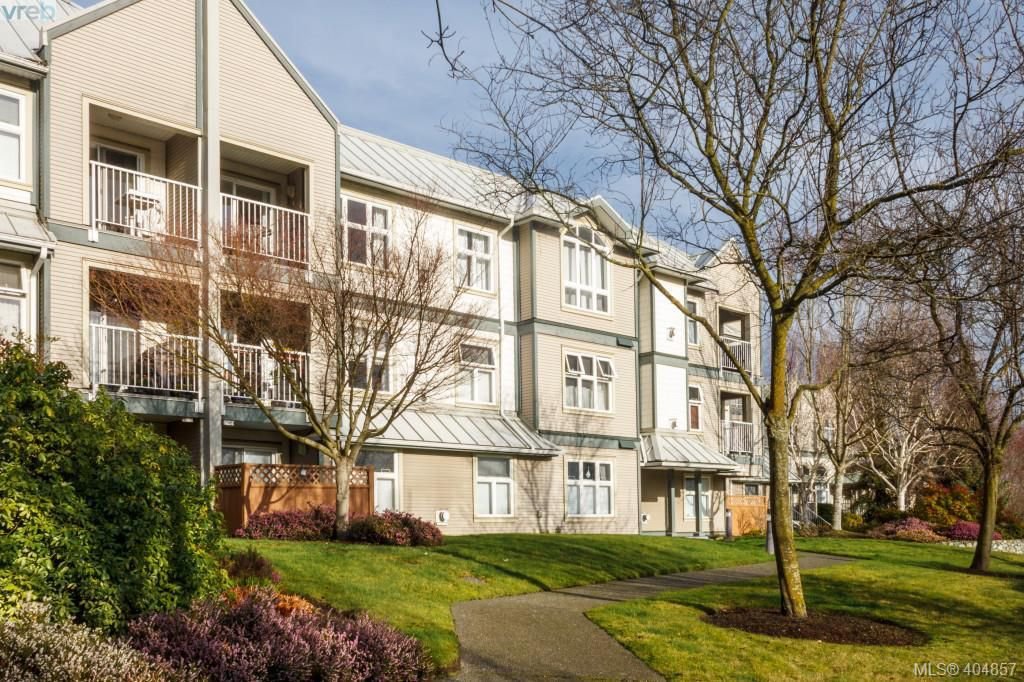 Main Photo: 210 3008 Washington Ave in VICTORIA: Vi Burnside Condo for sale (Victoria) : MLS®# 804493