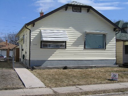Main Photo: 143 Stanier Street: Residential for sale (East Kildonan)