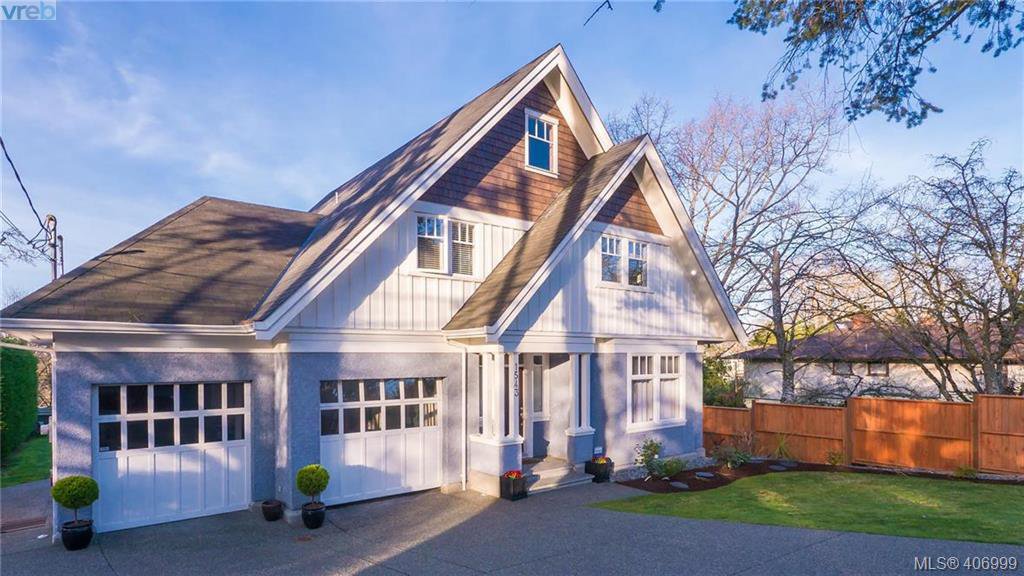 Main Photo: 1543 Mt. Douglas Cross Road in VICTORIA: SE Mt Doug Single Family Detached for sale (Saanich East) : MLS®# 406999