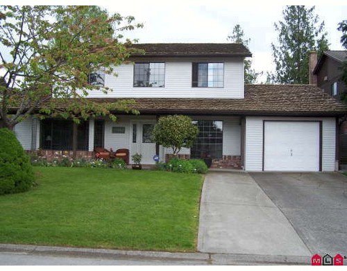 Main Photo: 19710 51ST Ave in Langley: Home for sale : MLS®# F2910672
