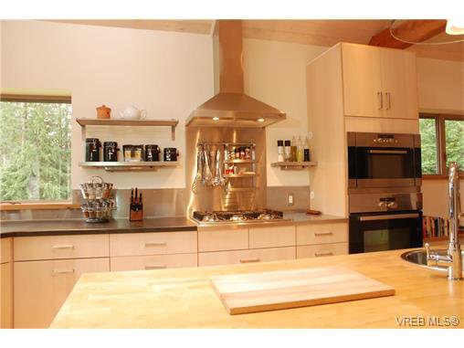 Main Photo: 195 Victoria St in SALT SPRING ISLAND: GI Salt Spring House for sale (Gulf Islands) : MLS®# 752518