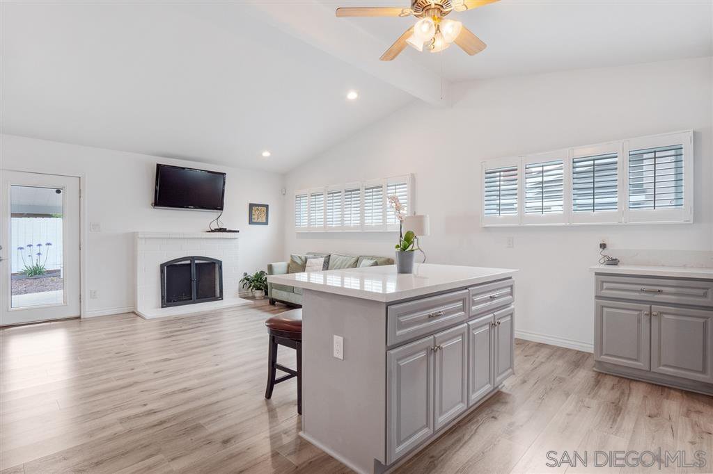 Main Photo: CLAIREMONT House for sale : 3 bedrooms : 4516 Mount Hubbard in San Diego