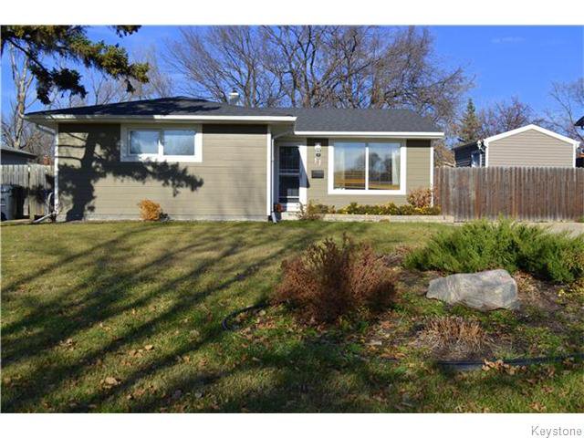 Main Photo: 11 Lismer Crescent in Winnipeg: Westdale Residential for sale (1H) : MLS®# 1628615